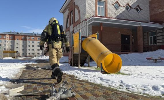 Росгвардия приняла участие в антитеррористическом учении в школах Нарьян-Мара