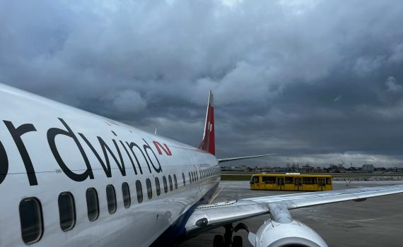 За границу не могут выехать более одной тысячи жителей округа